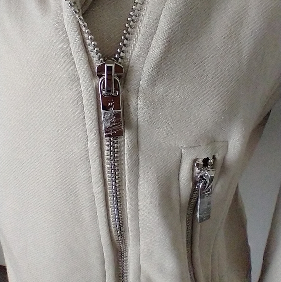 Tahari Knit Cream Moto Jacket - Picture 12 of 12